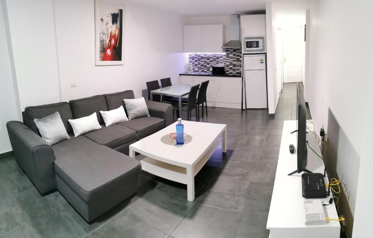 Apartament 5' Cc Yumbo San Bartolome de Tirajana  Exterior photo